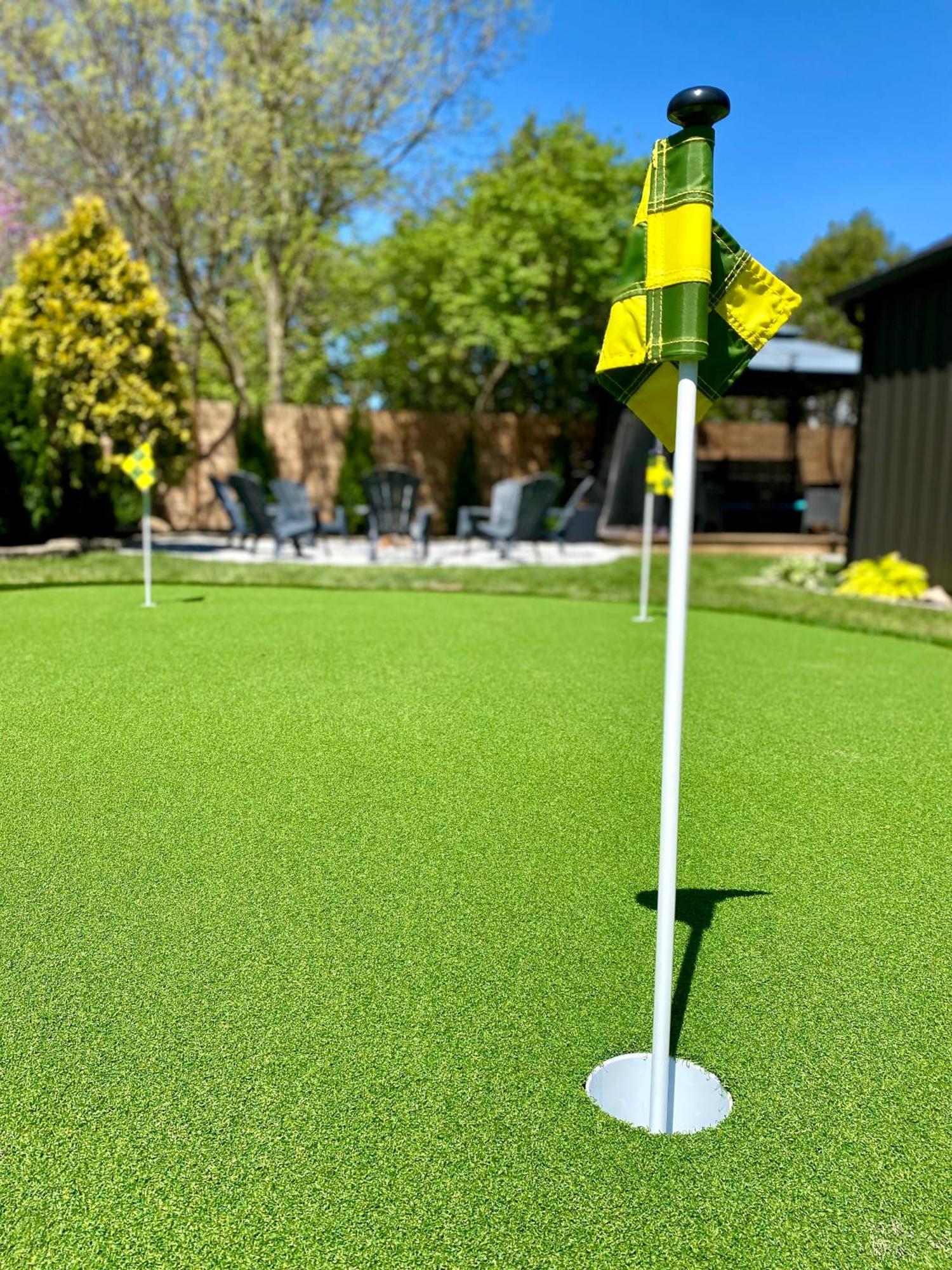 Stylish Downtown Kingsville Getaway With Putting Green, Firepit & Games エクステリア 写真